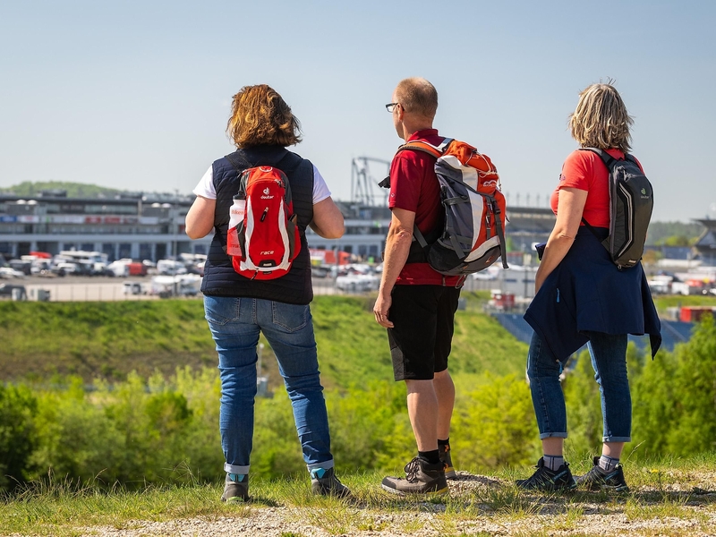 Wandern am Nürburgirng