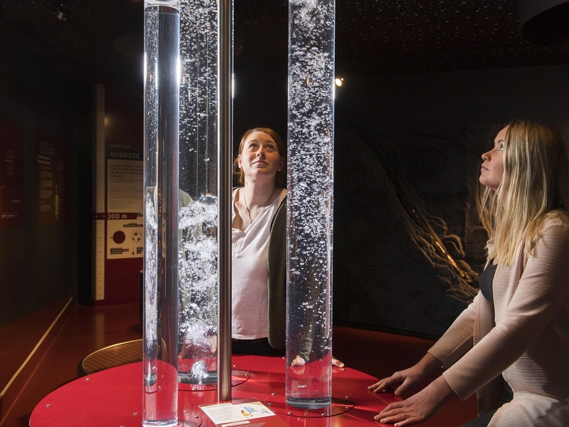 Ausstellung 1OG