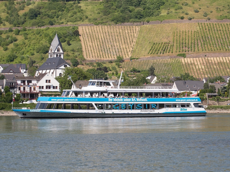 Mit dem Schiff zum Namedyer Werth