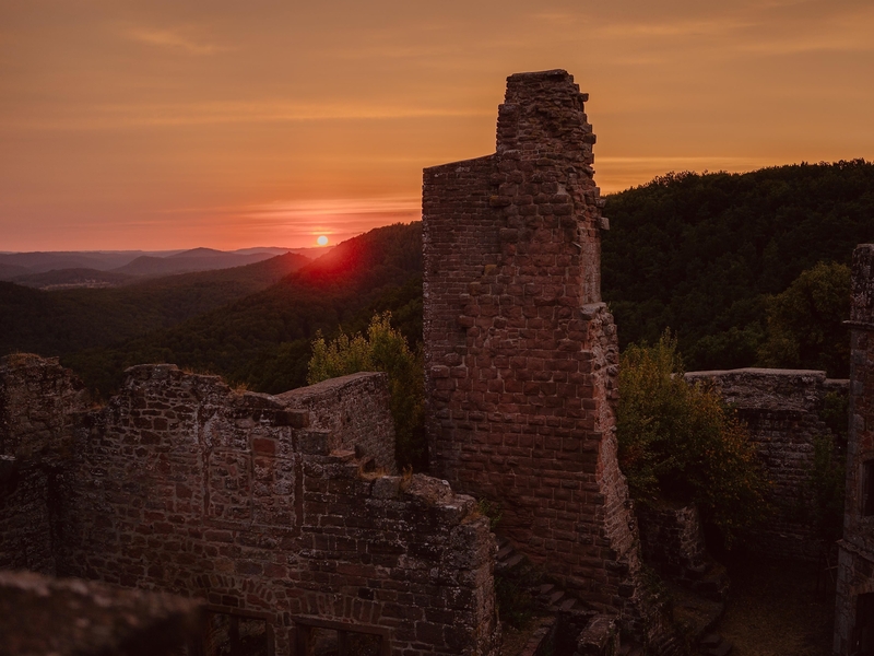 Sonnenuntergang auf der Madenburg