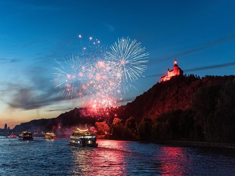 Rhein in Flammen
