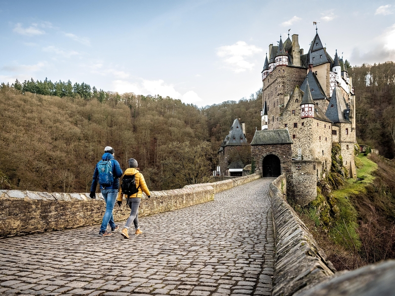 Auf dem Weg zur Burg Eltz