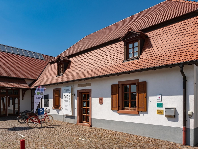 Südliche_Weinstrasse_RS13242_POI_Bornheim_Storchen